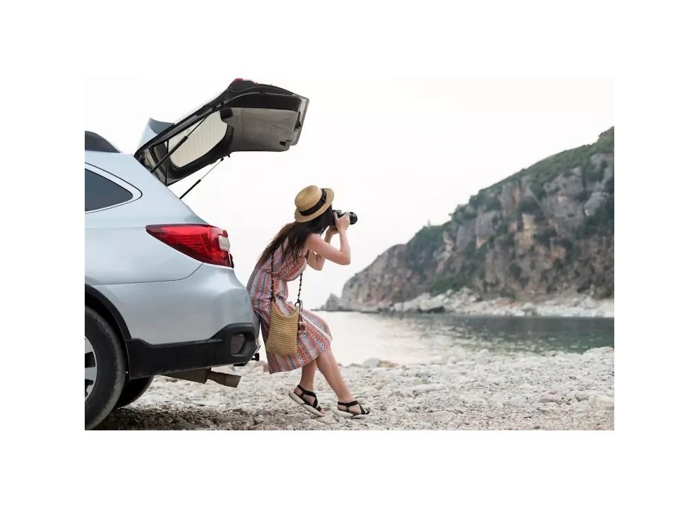Efectos de la arena y la salitre en un coche